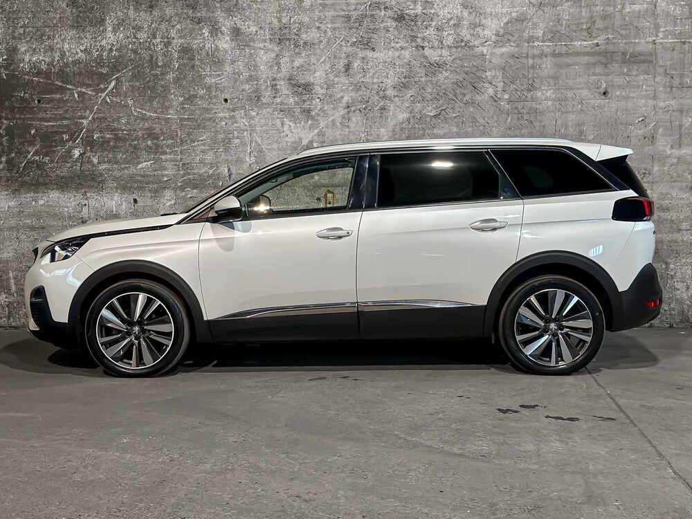 Peugeot 5008 1.2 PureTech Blue Lease Premium Avantage 131pk 2020 (Origineel-NL) 7-persoons, H-545-ZJ