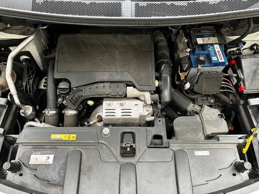 Peugeot 5008 1.2 PureTech Blue Lease Premium Avantage 131pk 2020 (Origineel-NL) 7-persoons, H-545-ZJ