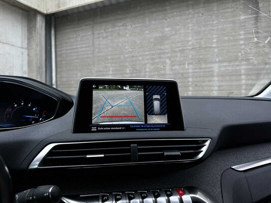 Peugeot 5008 1.2 PureTech Blue Lease Premium Avantage 131pk 2020 (Origineel-NL) 7-persoons, H-545-ZJ