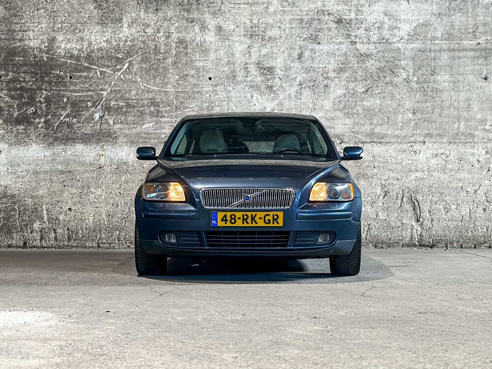 Volvo V50 2.4 Summum 140pk 2005 (Origineel-NL), 48-RK-GR