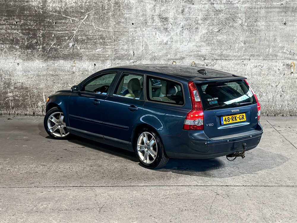 Volvo V50 2.4 Summum 140pk 2005 (Origineel-NL), 48-RK-GR