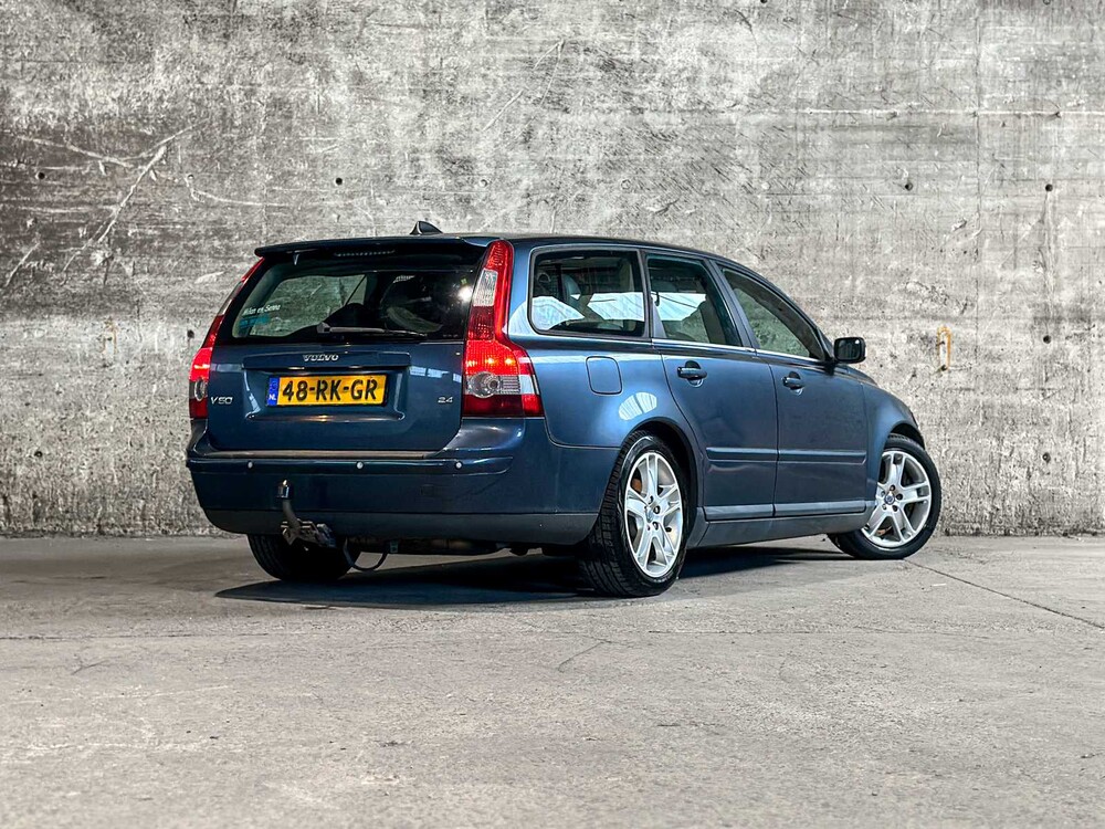 Volvo V50 2.4 Summum 140pk 2005 (Origineel-NL), 48-RK-GR