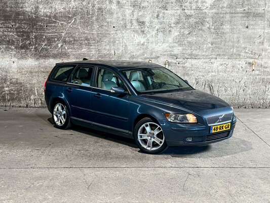 Volvo V50 2.4 Summum 140pk 2005 (Origineel-NL), 48-RK-GR
