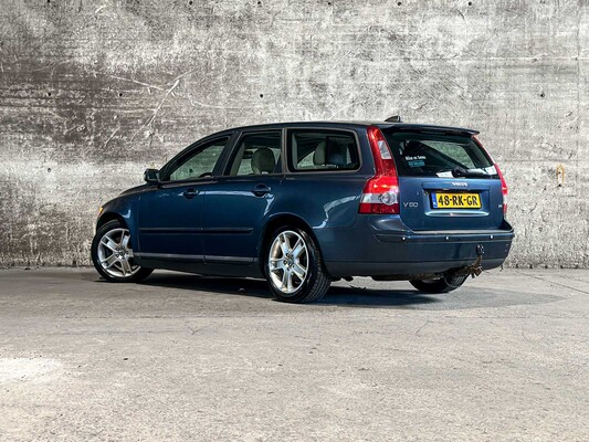 Volvo V50 2.4 Summum 140pk 2005 (Origineel-NL), 48-RK-GR