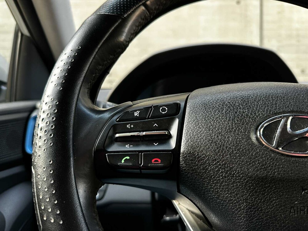 Hyundai IONIQ 1.6 GDi i-Motion 141pk 2018 (Origineel-NL), RF-975-B