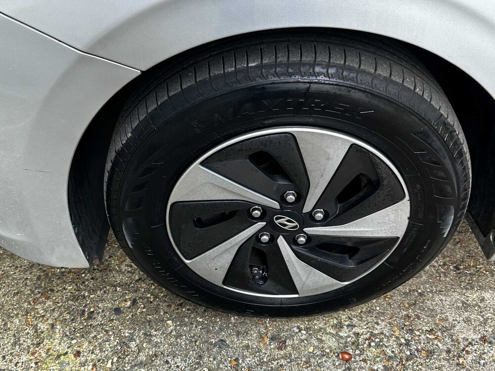 Hyundai IONIQ 1.6 GDi i-Motion 141pk 2018 (Origineel-NL), RF-975-B