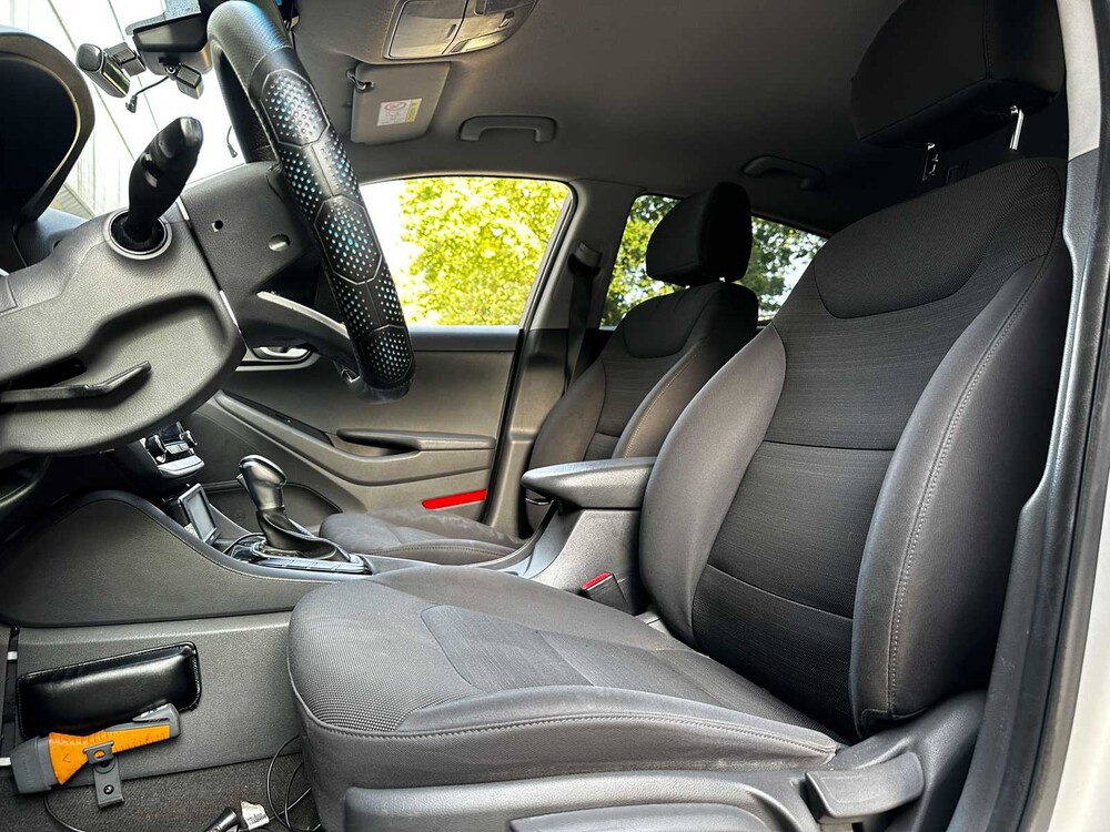 Hyundai IONIQ 1.6 GDi i-Motion 141pk 2018 (Origineel-NL), RF-975-B