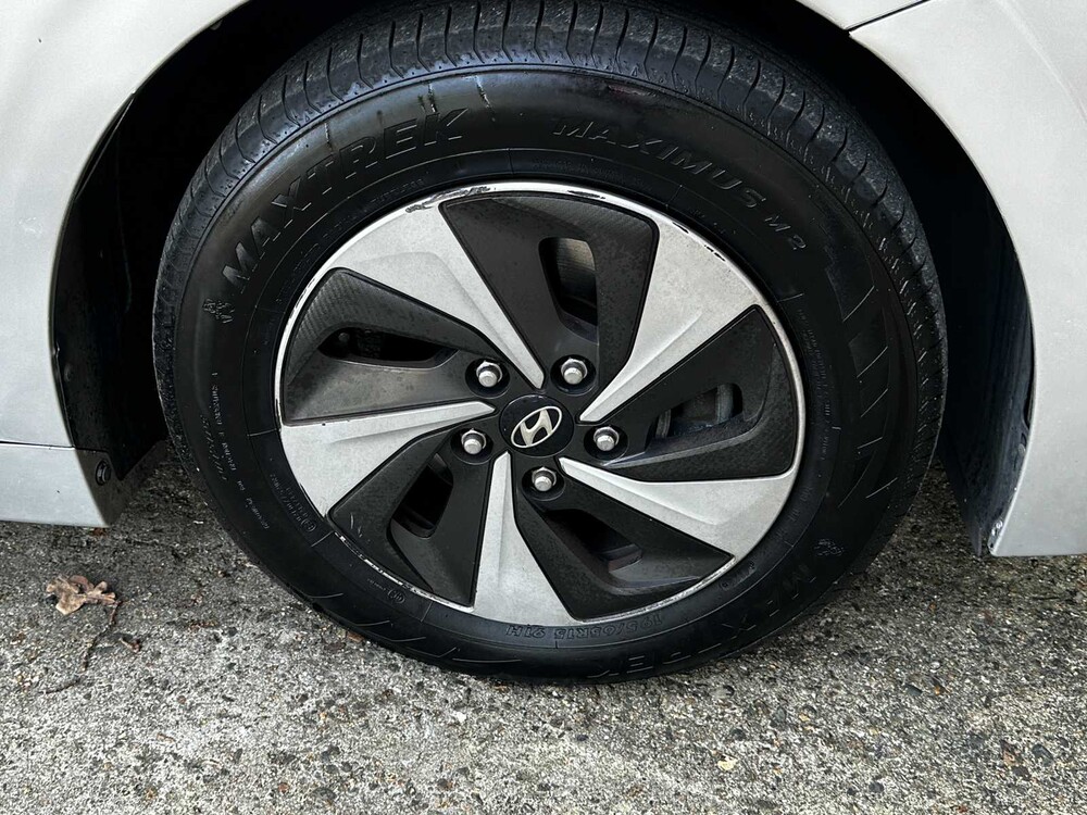 Hyundai IONIQ 1.6 GDi i-Motion 141pk 2018 (Origineel-NL), RF-975-B