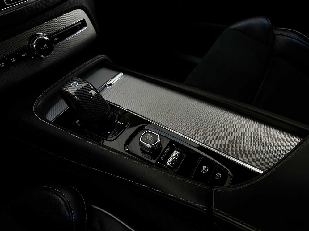Volvo XC90 2.0 B5 AWD Inscription 235pk 2020 (Origineel-NL) 7-persoons, H-655-HP