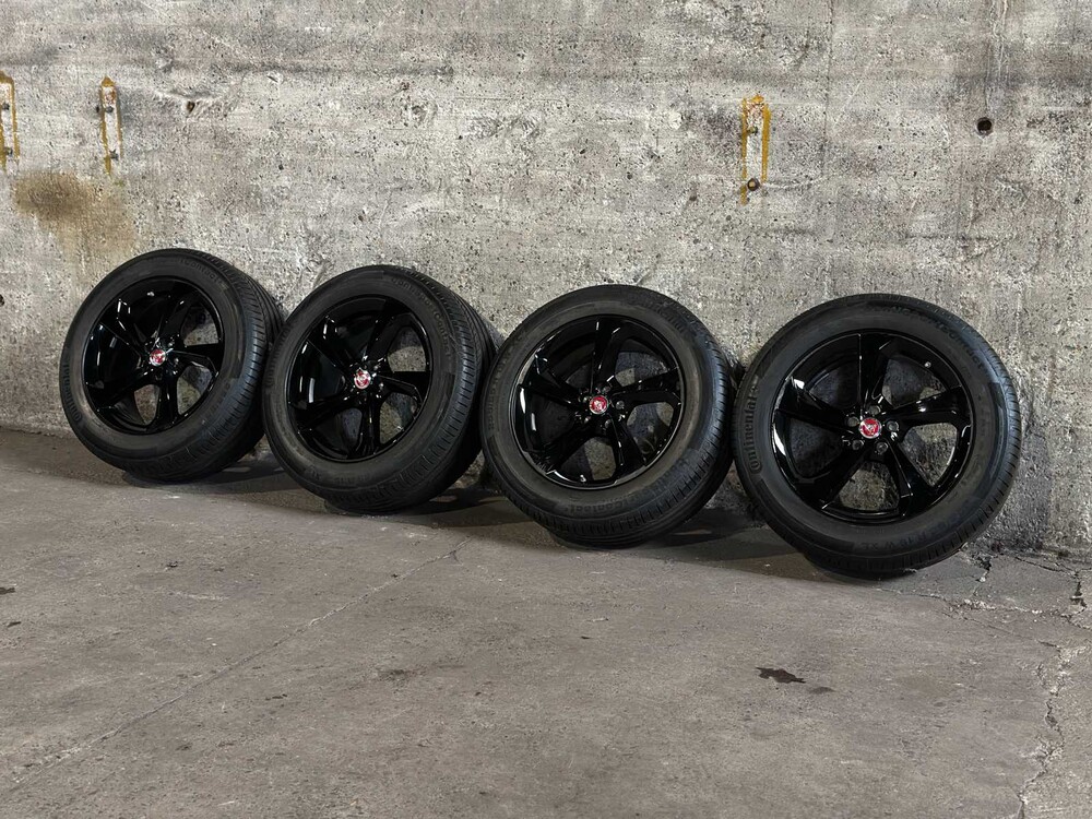 Jaguar Wielen set 