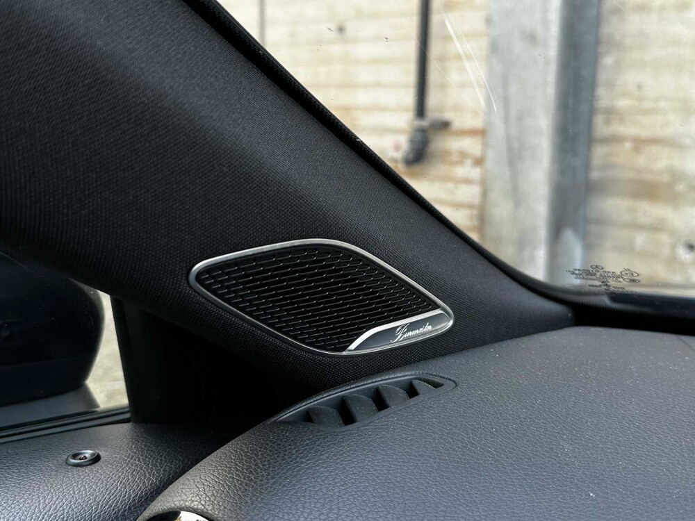 Mercedes-Benz A200 Launch Edition Premium Plus 163pk 2019 (Origineel-NL) A-klasse, ZV-617-L