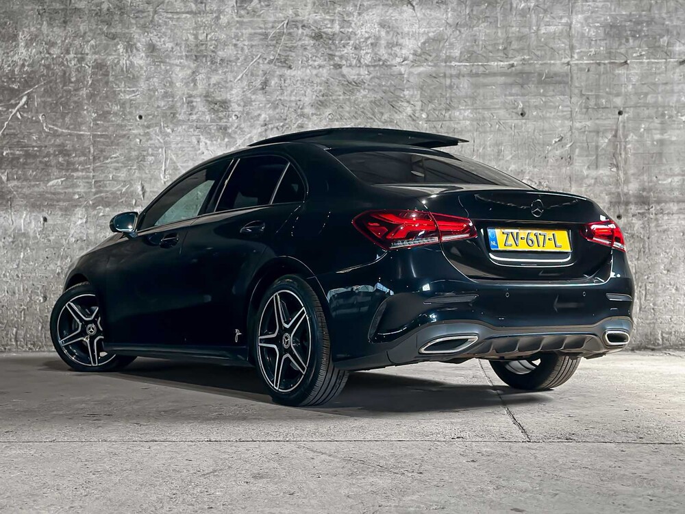 Mercedes-Benz A200 Launch Edition Premium Plus 163pk 2019 (Origineel-NL) A-klasse, ZV-617-L