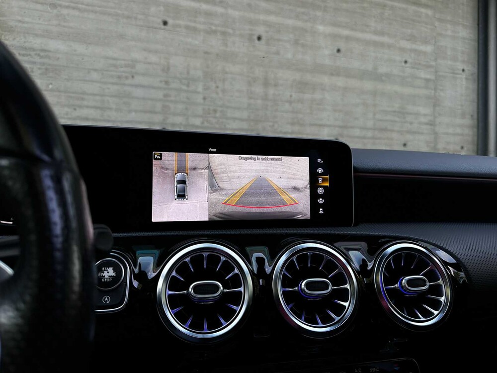 Mercedes-Benz A200 Launch Edition Premium Plus 163pk 2019 (Origineel-NL) A-klasse, ZV-617-L