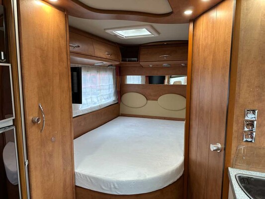 Carthago Chic C-Line I 4.2F 136pk 2011, KLK-90-S