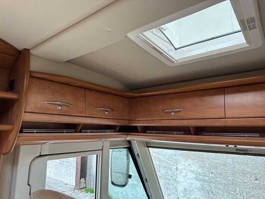 Carthago Chic C-Line I 4.2F 136pk 2011, KLK-90-S