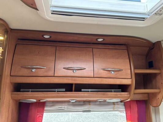 Carthago Chic C-Line I 4.2F 136pk 2011, KLK-90-S