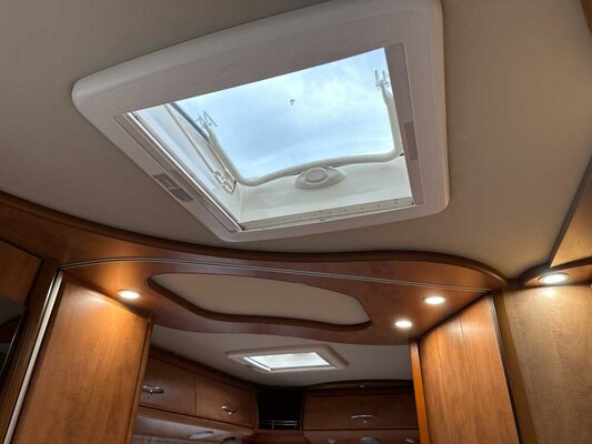 Carthago Chic C-Line I 4.2F 136pk 2011, KLK-90-S