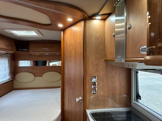 Carthago Chic C-Line I 4.2F 136pk 2011, KLK-90-S