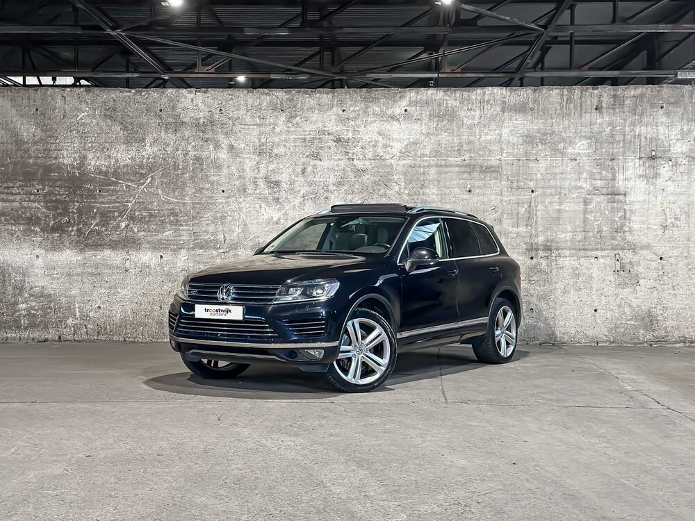 Volkswagen Touareg 4.2 V8 TDI 340pk 2015, S-216-BF