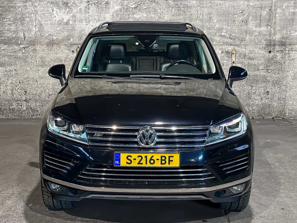 Volkswagen Touareg 4.2 V8 TDI 340pk 2015, S-216-BF