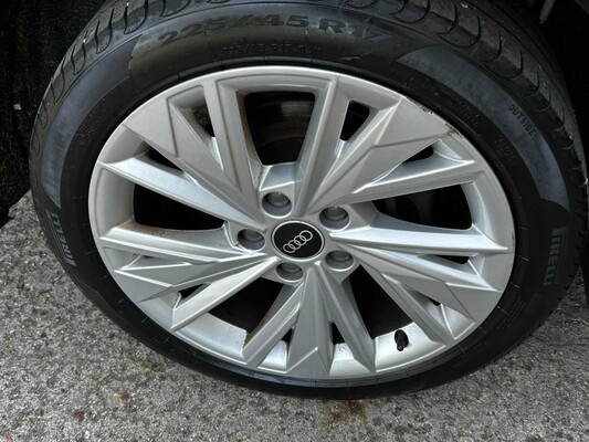 Audi A3 Limousine 35 TFSI Pro Line 150pk 2021 (Origineel-NL + 1e eigenaar), K-035-XT