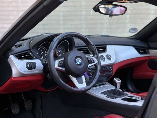 BMW Z4 Roadster sDrive23i Executive hardtop 204pk 2010, N-126-BZ -handgeschakeld-