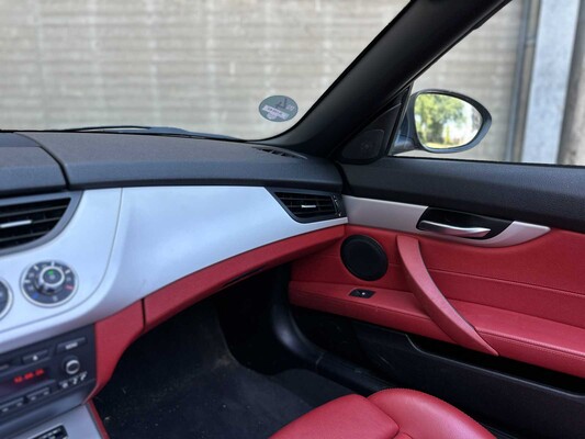 BMW Z4 Roadster sDrive23i Executive hardtop 204pk 2010, N-126-BZ -handgeschakeld-