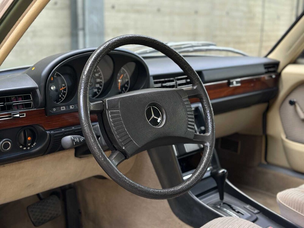 Mercedes-Benz 280 SE W116 240pk 1977