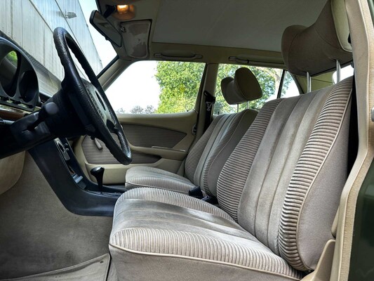 Mercedes-Benz 280 SE W116 240pk 1977