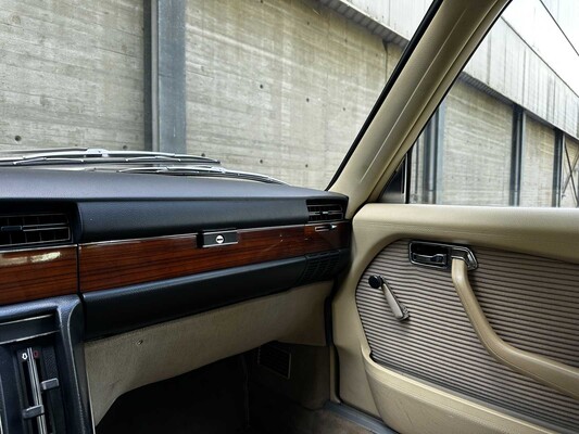 Mercedes-Benz 280 SE W116 240pk 1977