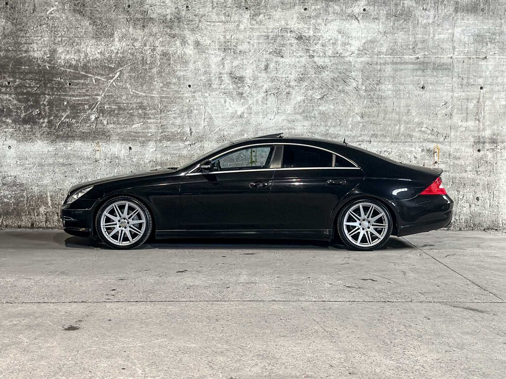 Mercedes-Benz CLS500 AMG 5.0 V8 306pk 2005 CLS-klasse Youngtimer, GBH-49-F
