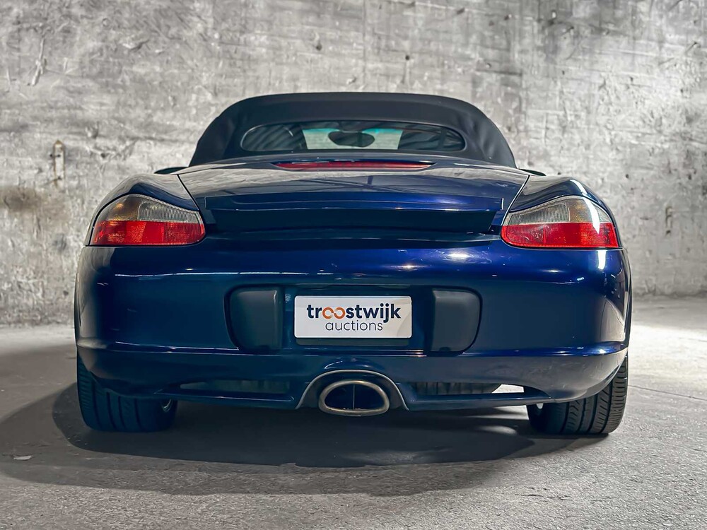 Porsche Boxster 2.7 220pk 2004