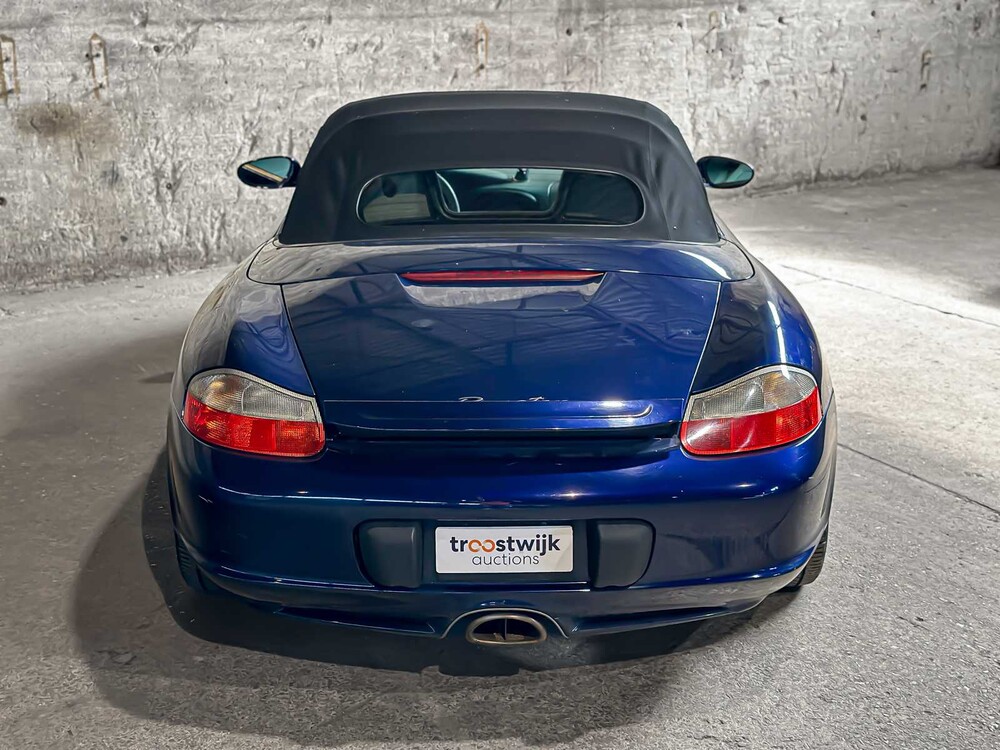 Porsche Boxster 2.7 220pk 2004