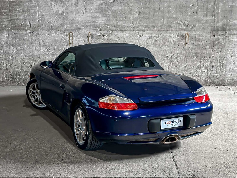 Porsche Boxster 2.7 220pk 2004