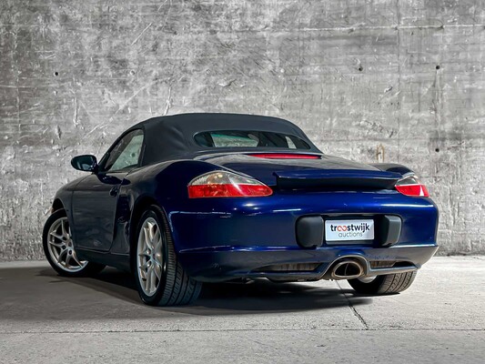 Porsche Boxster 2.7 220pk 2004