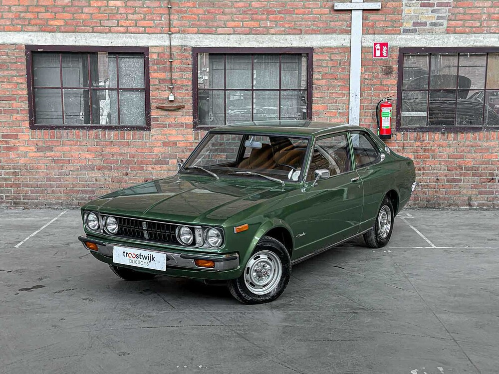 Toyota Carina 1,6 de Luxe 75 PS 1976, 98-JU-66