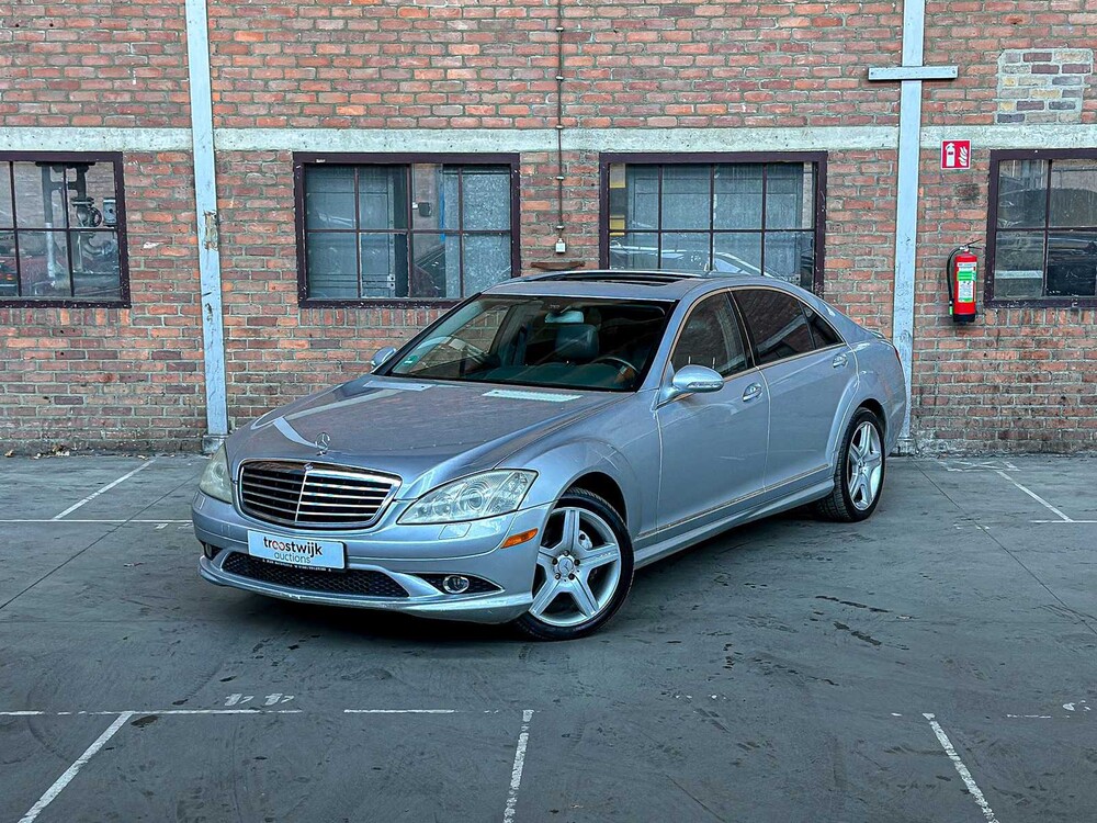 Mercedes-Benz S500 5.5 V8 388hp 2007 Youngtimer S-Class W221