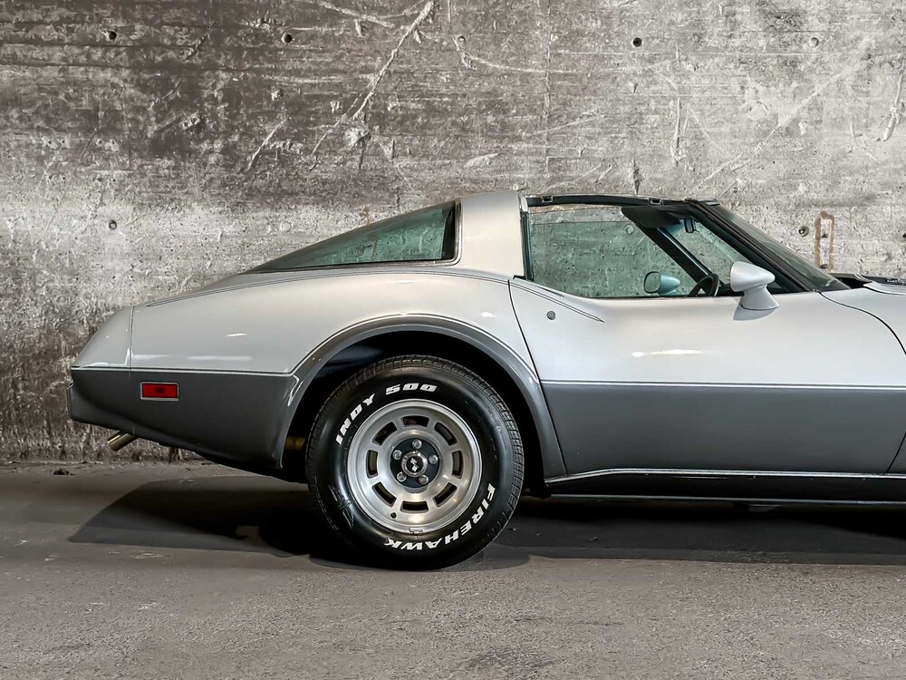 Chevrolet Corvette 5,7 V8 Cabriolet zweifarbig L-82 JUBILÄUMSEDITION 1 YZ 87 194 PS 1978, 15-XXL-9