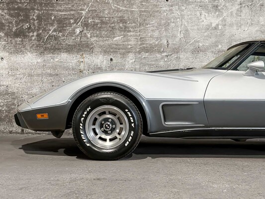 Chevrolet Corvette 5.7 V8 Convertible Two-Tone L-82 ANNIVERSARY EDITION 1 YZ 87 194hp 1978, 15-XXL-9