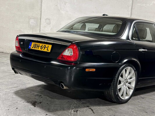 Jaguar XJ 2.7D V6 BITURBO LWB 207pk 2008, JBH-69-L