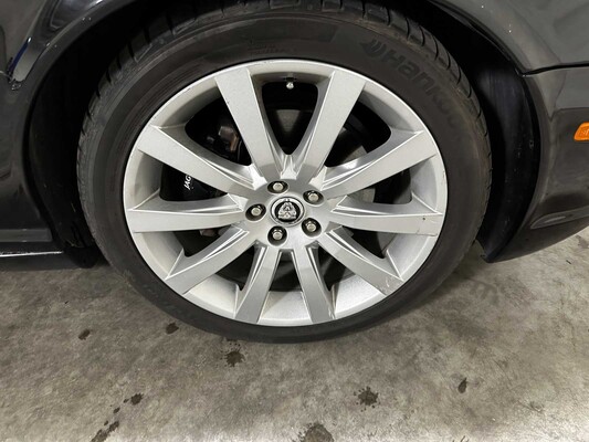 Jaguar XJ 2.7D V6 BITURBO LWB 207pk 2008, JBH-69-L