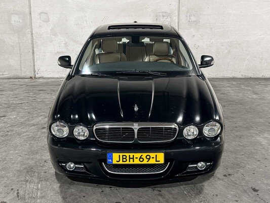 Jaguar XJ 2.7D V6 BITURBO LWB 207pk 2008, JBH-69-L