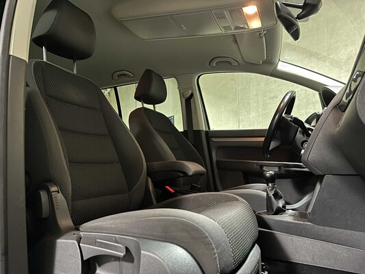 Volkswagen Touran 1.2 TSI Easyline 103pk 2011, XK-709-Z