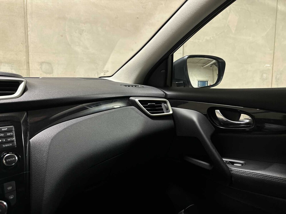 Nissan Qashqai 1.2 Tekna 114pk 2015 (Origineel-NL), GB-685-X