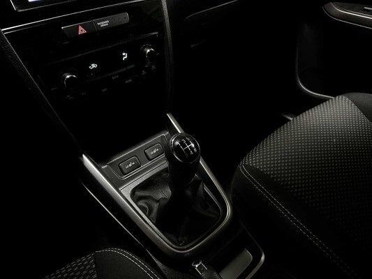 Suzuki Vitara 1.0 Boosterjet Comfort 110 PS 2019, KSG-37-G