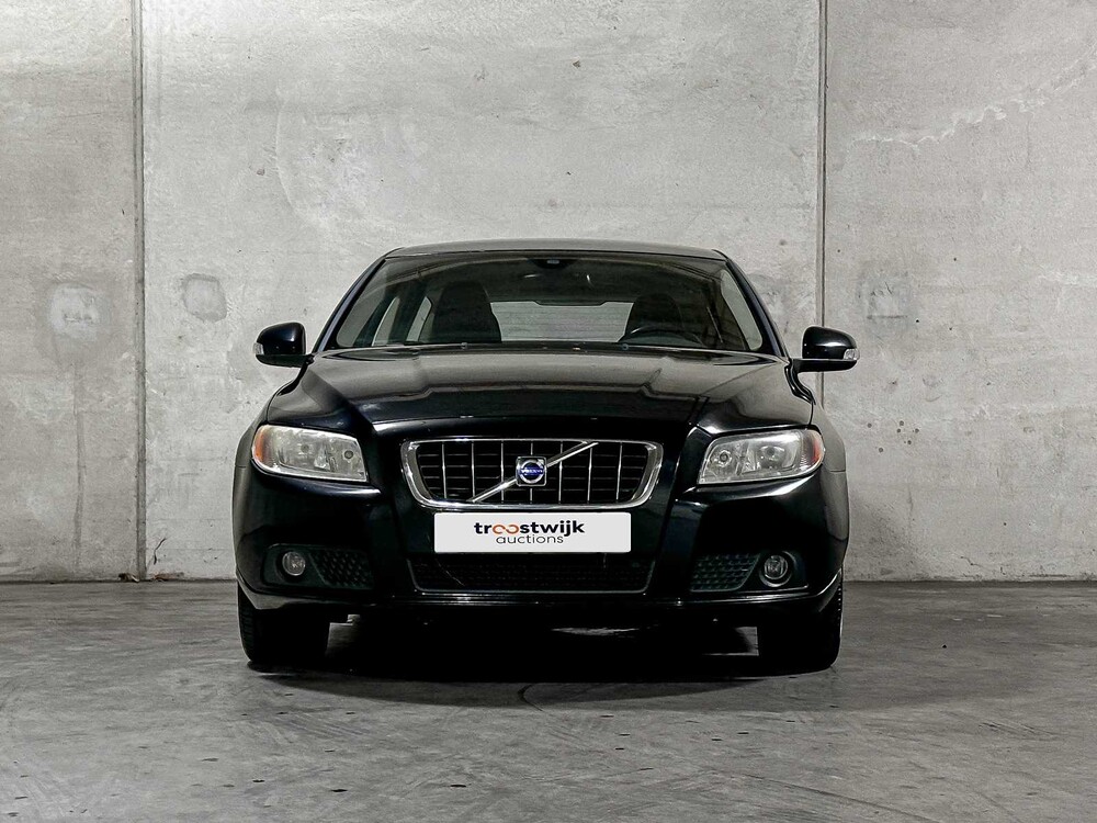 Volvo V70 2,4 D5 Impuls 185 PS 2008 (Original-NL), 23-HHF-4