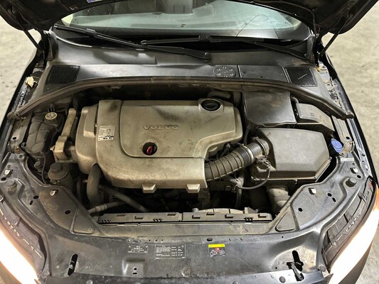Volvo V70 2.4 D5 Momentum 185pk 2008 (Origineel-NL), 23-HHF-4