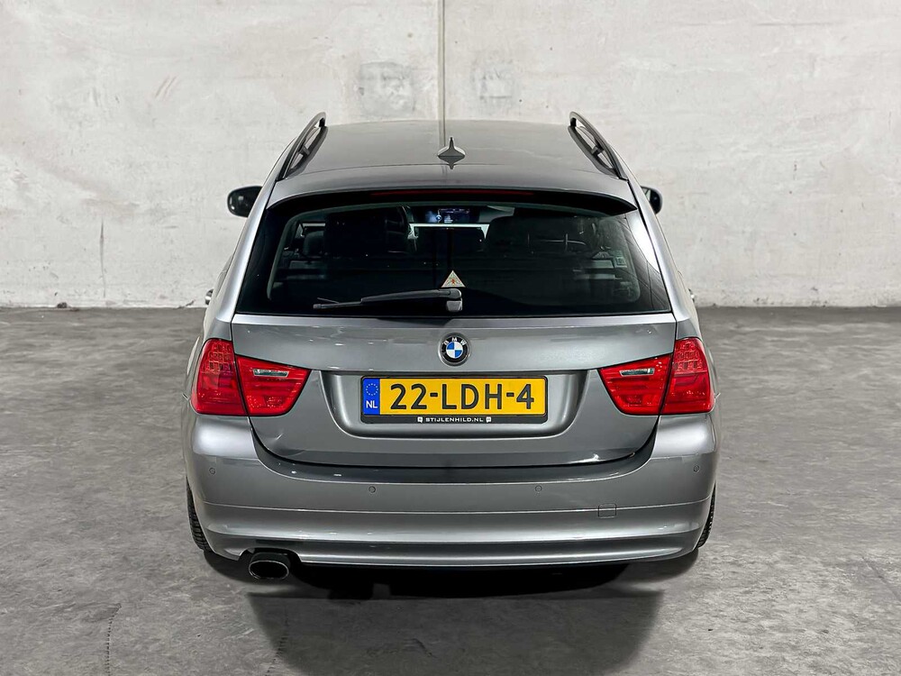 BMW 318i Touring Business Line 3-serie (Origineel-NL), 22-LDH-4