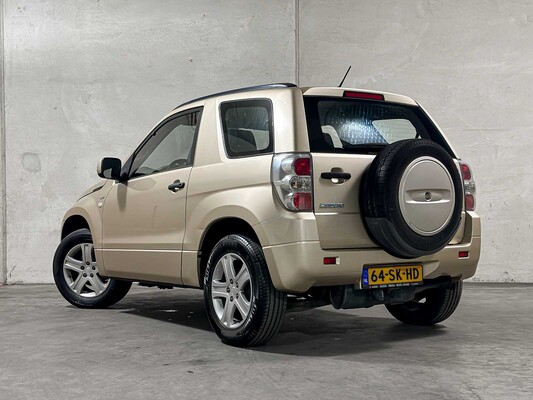 Suzuki Grand Vitara 1.6-16V Exklusiv 4x4 106 PS 2006 (Original-NL), 64-SK-HD