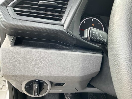 Volkswagen Transporter 2.0 TDI L2H1 XL 150pk 3-Persoons 2023 V-03-RHJ (33.170km)